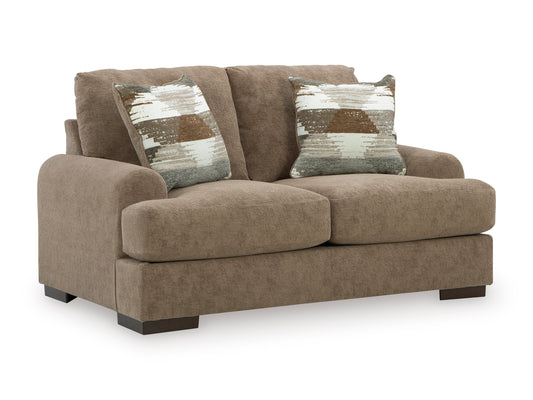 Nolenburg Loveseat