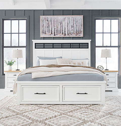 Ashbryn King bed with Storage