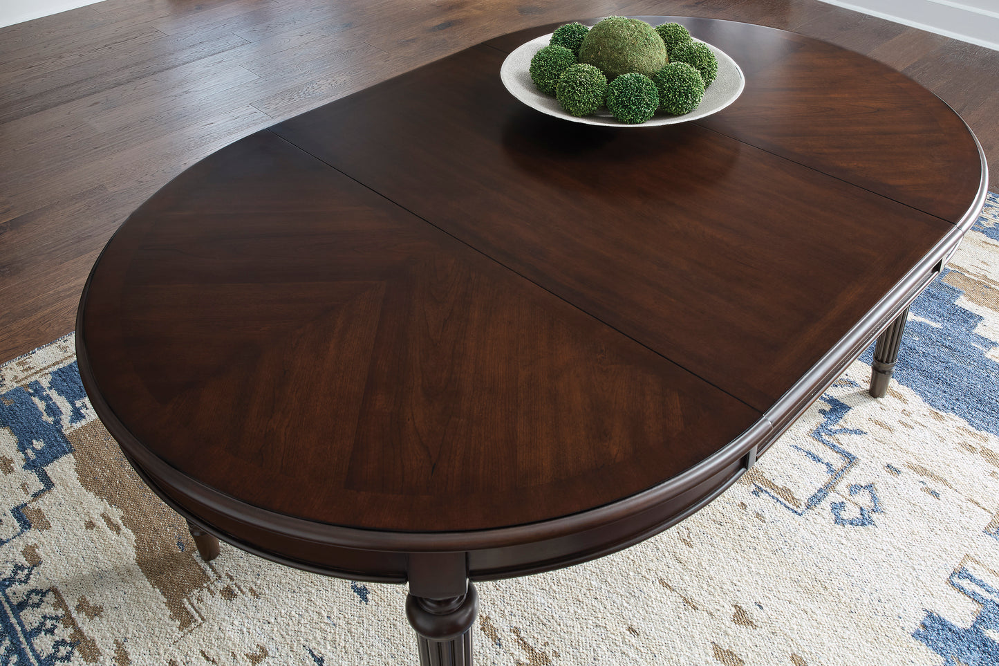 Lavinton Dinning table set (Table+ 6 chairs)