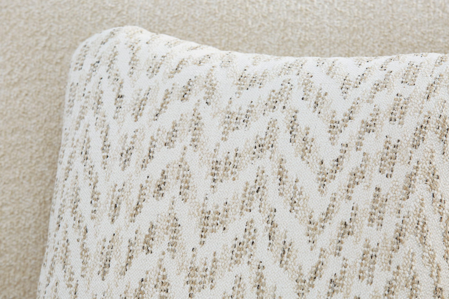 Kimora Outdoor Sectional Sofa Set With Cocktail Table & End Table