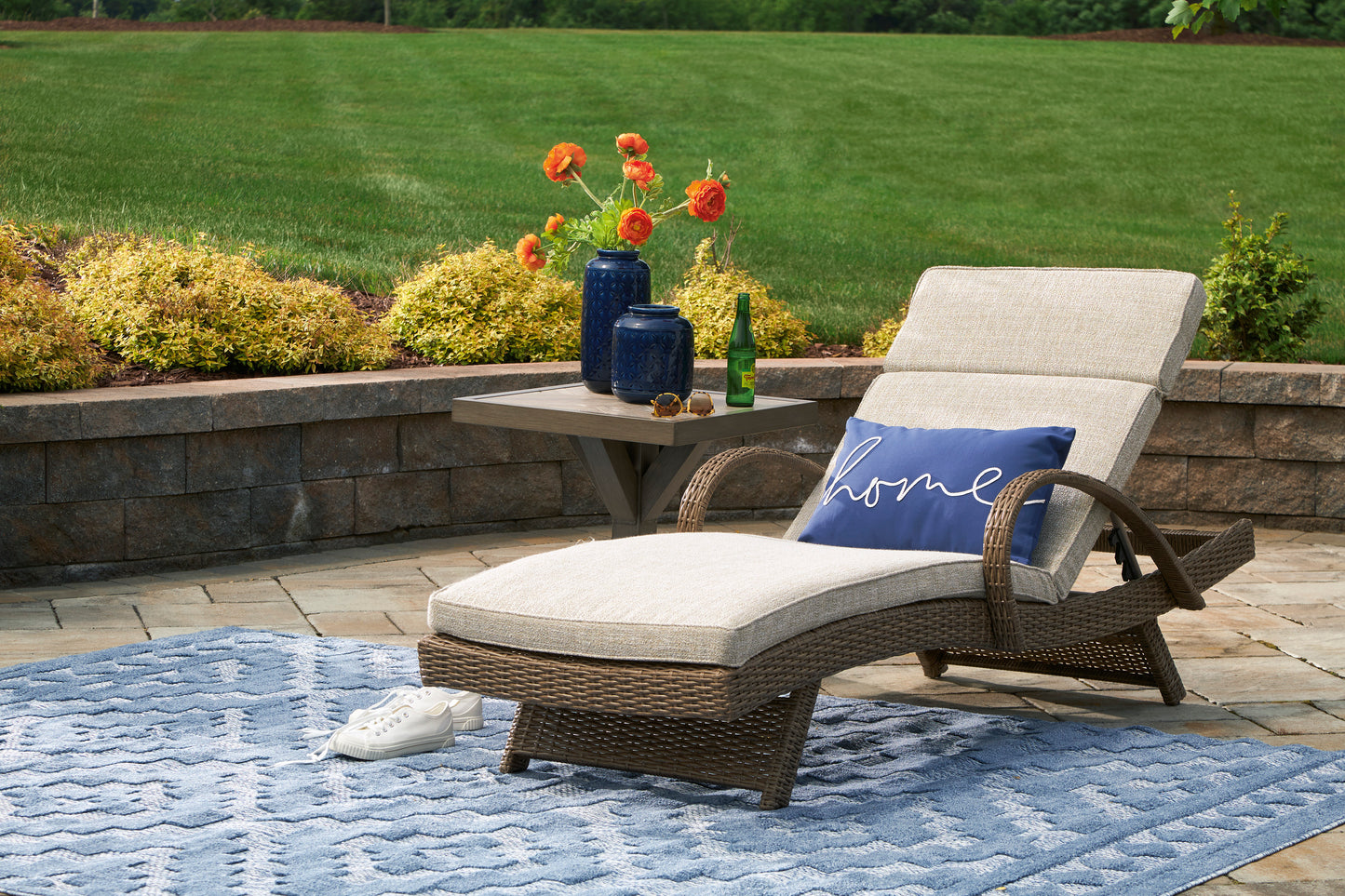 Brook Ranch Square End Table