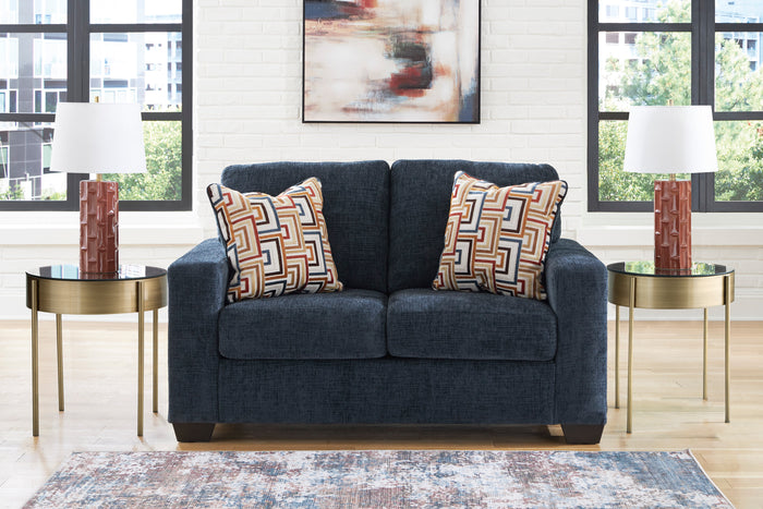 Aviemore  Loveseat