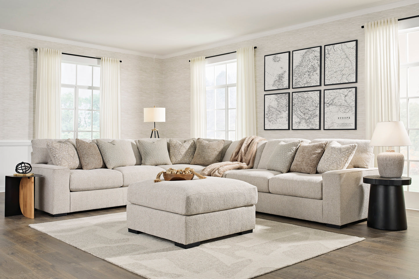 Balltyton 4 piece Sectional Sofa Set