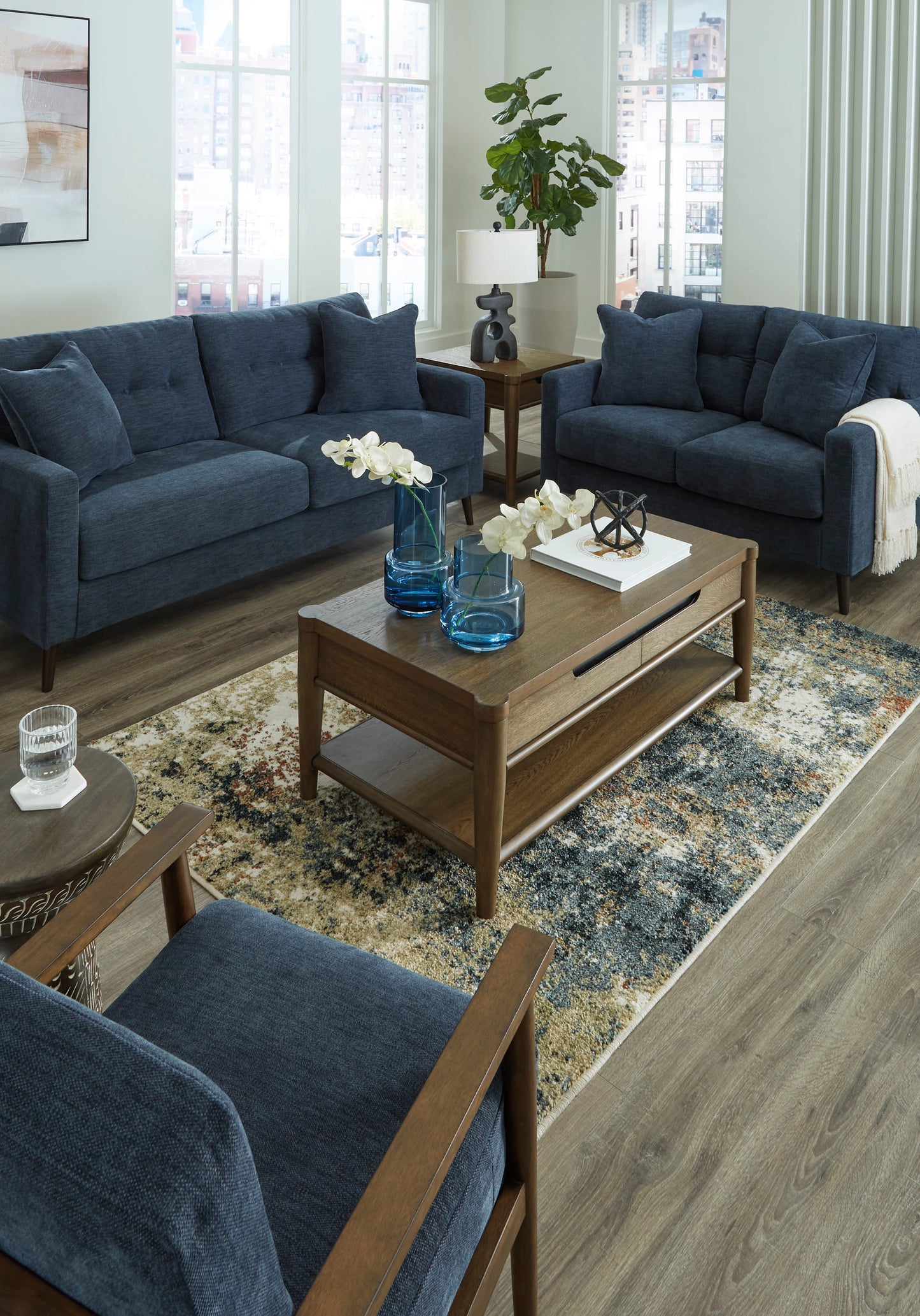 BixlerShowood accent Chair