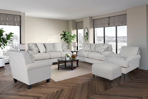 Velerani Chair