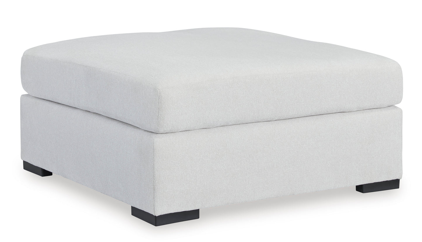 Leighelli Ottoman