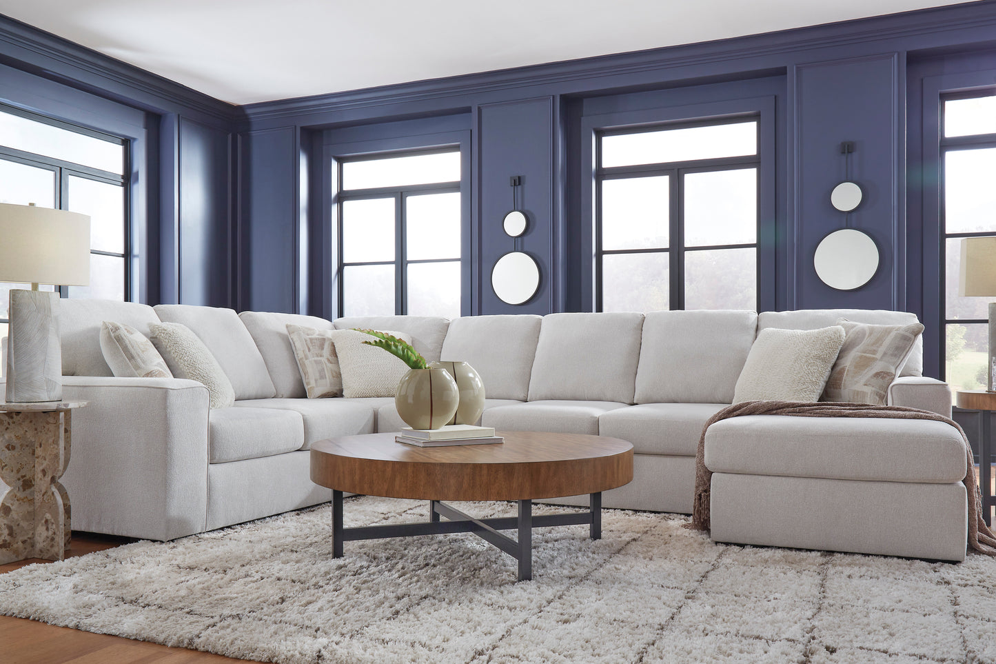 Leighelli 4 piece sectional Sofa Set