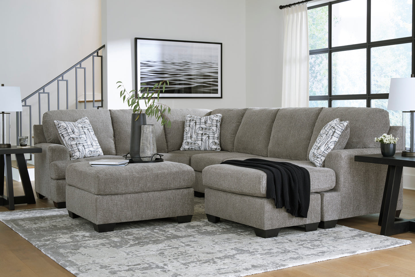 Erinsburg 2 Piece sectional