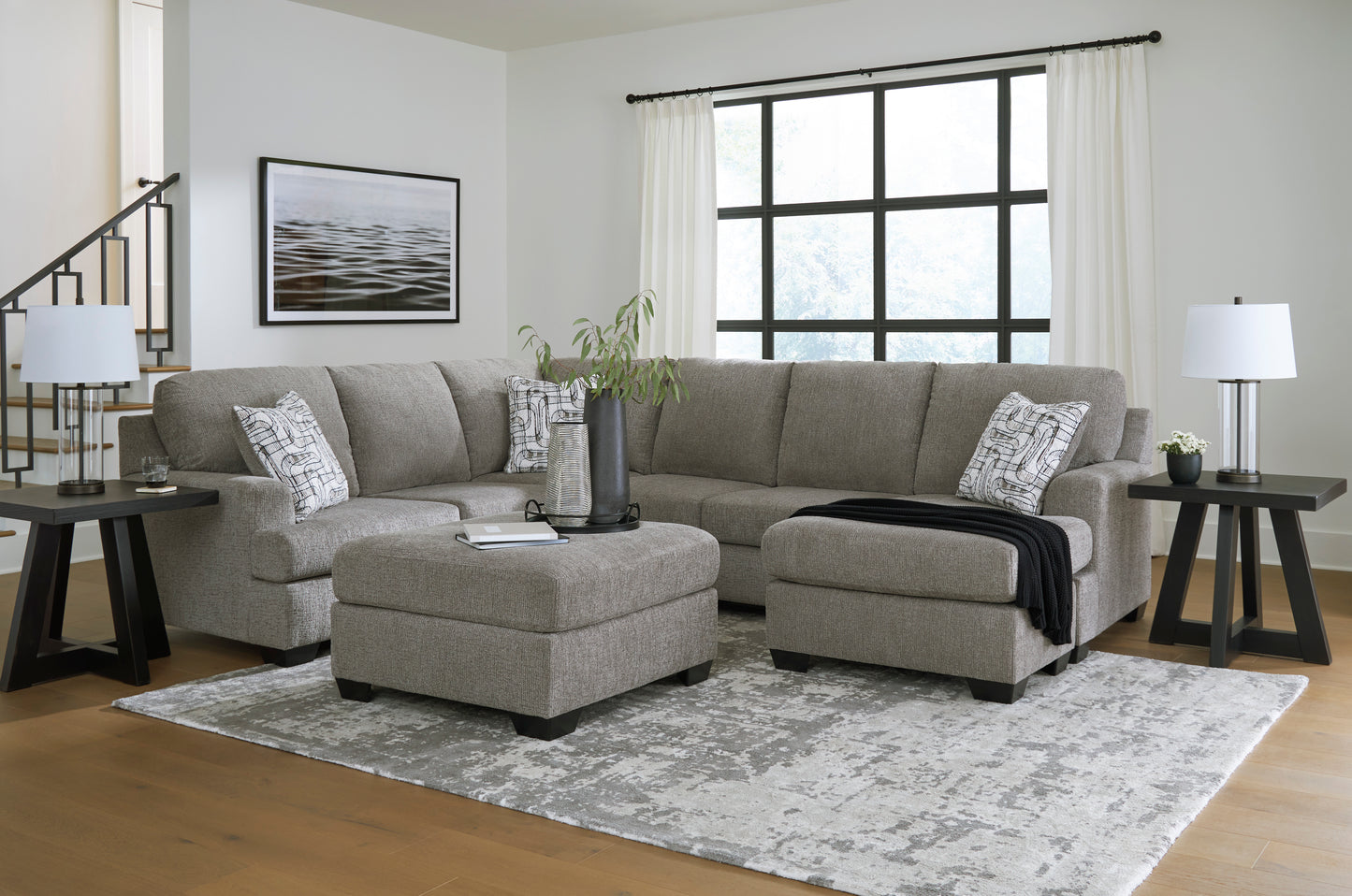Erinsburg 2 Piece sectional