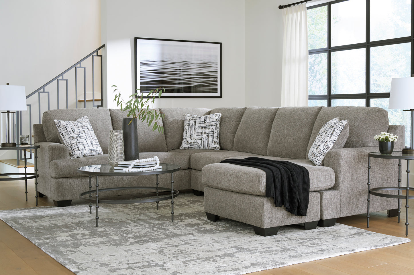 Erinsburg 2 Piece sectional
