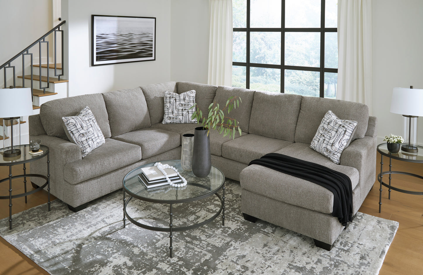 Erinsburg 2 Piece sectional