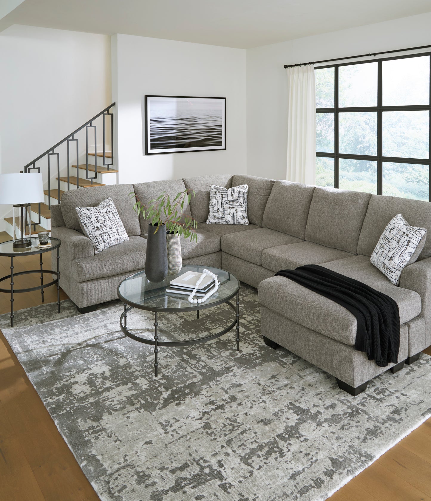 Erinsburg 2 Piece sectional