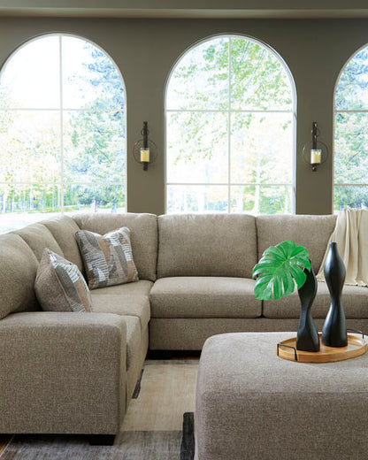 Newellen 3 piece Sectional Sofa Set