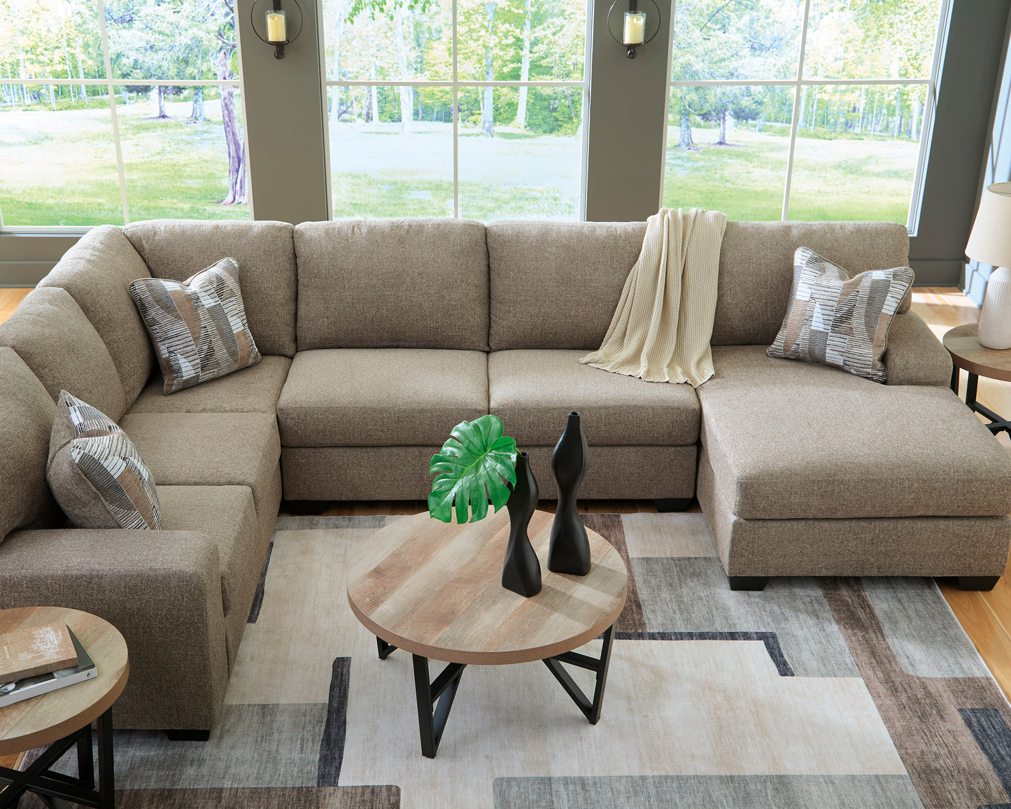 Newellen 3-piece Sectional Sofa Set
