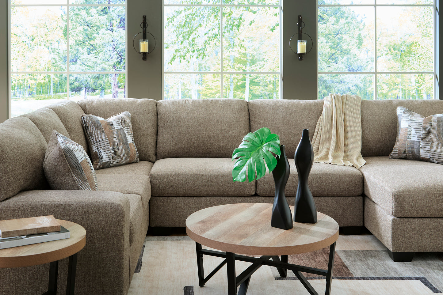 Newellen 3-piece Sectional Sofa Set