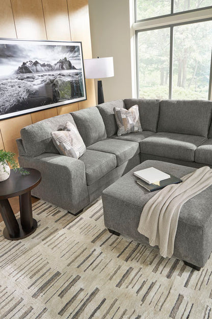 Newellen 3 piece Sectional Sofa Set