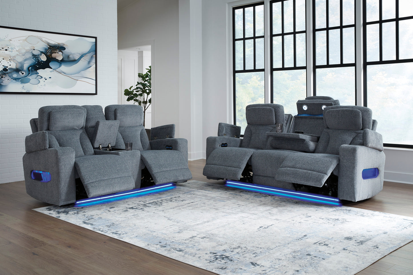 Forest Lake Loveseat With Console With Headrest