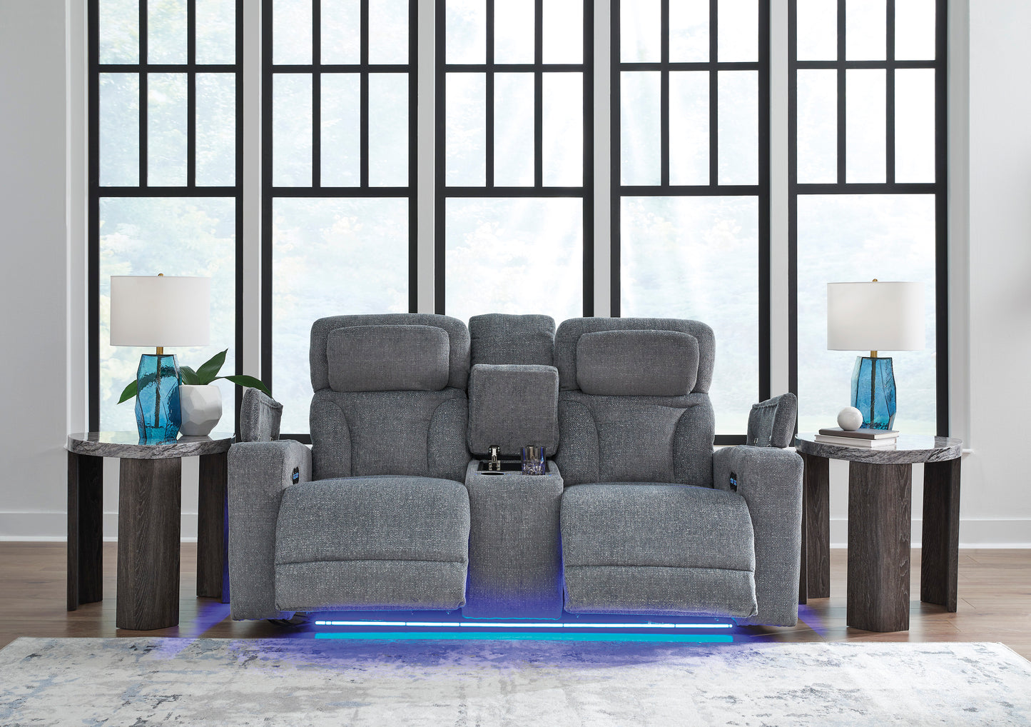 Forest Lake Loveseat With Console With Headrest