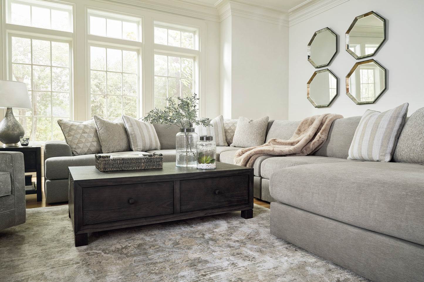 Avaliyah 6 piece sectional Sofa Set