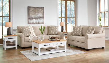 Belcaro Place Loveseat