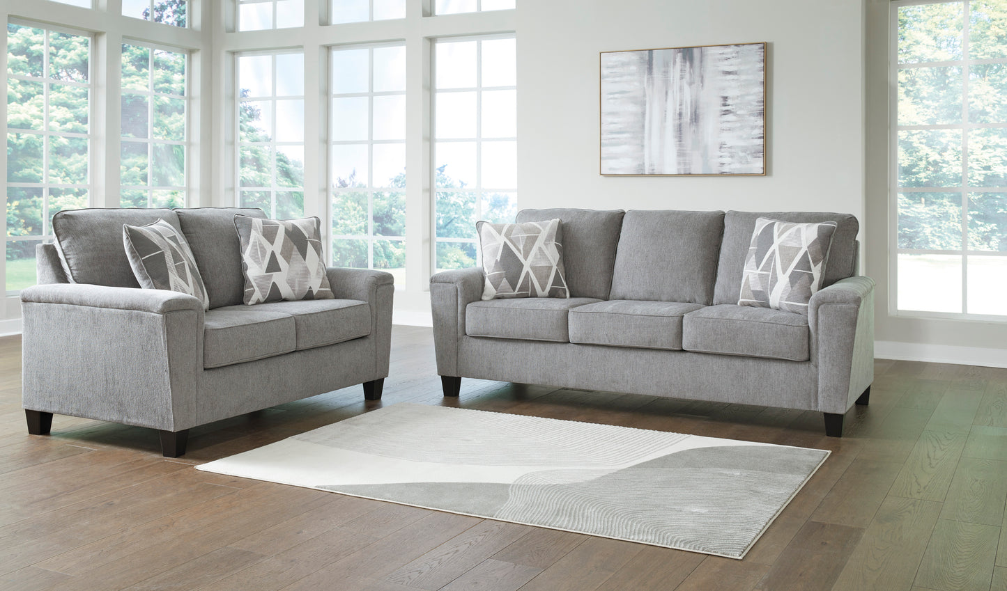 Leeshan Loveseat