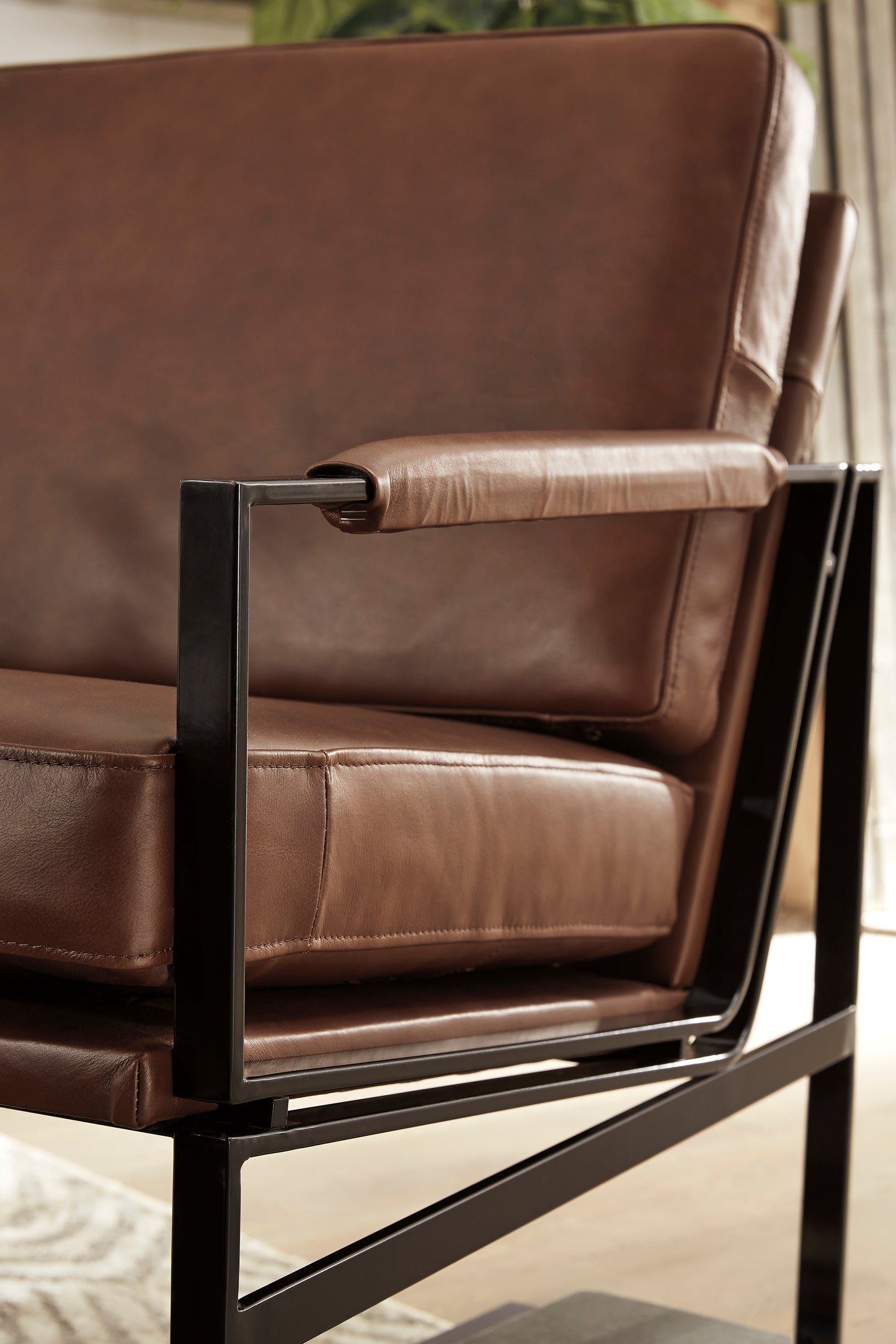 Puckman Accent Chair