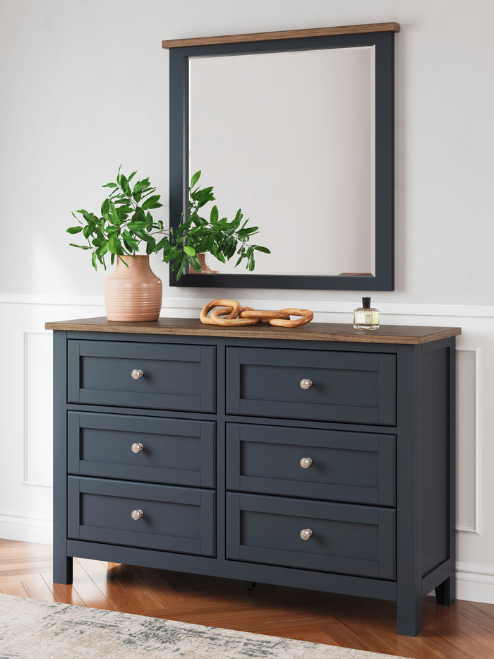 Landocken Dresser With Mirror