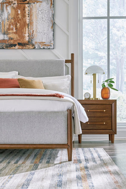 Lyncott 2 Nightstand