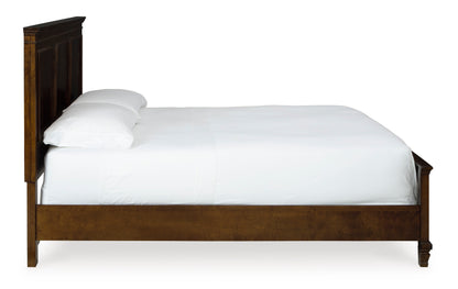 Danabrin King Panel Bed