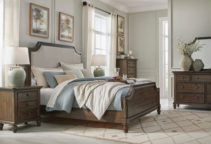 Veramond King Panel Bed