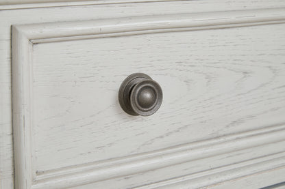 Robbinsdale Bedroom set