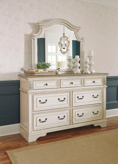 Realyn Bedroom set