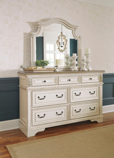 Realyn Dresser