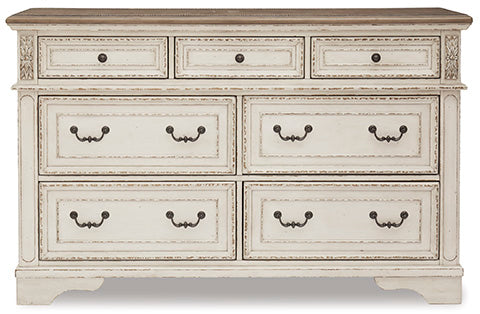 Realyn Bedroom set