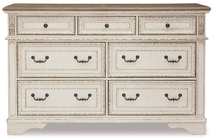 Realyn Bedroom set
