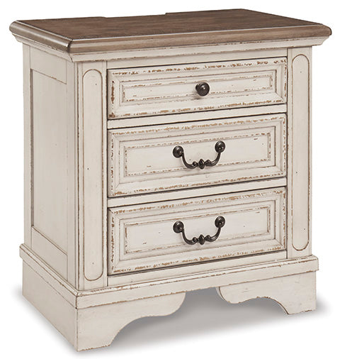 Realyn 2 Nightstand