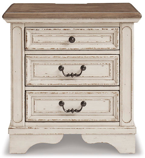 Realyn 2 Nightstand