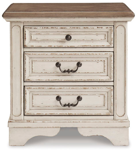 Realyn 2 Nightstand