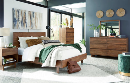 Isanti King Panel Bed