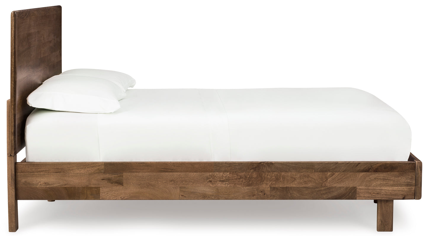 Isanti King Panel Bed