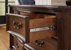 Lavinton Bedroom set