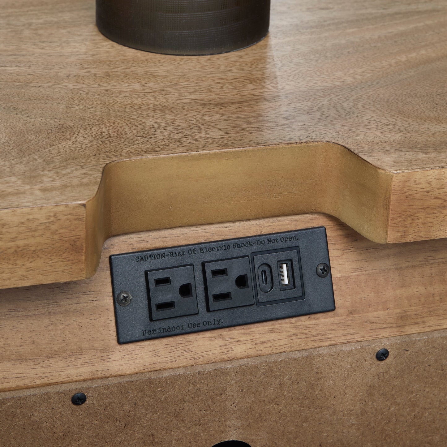 Kristiland Bedroom Set