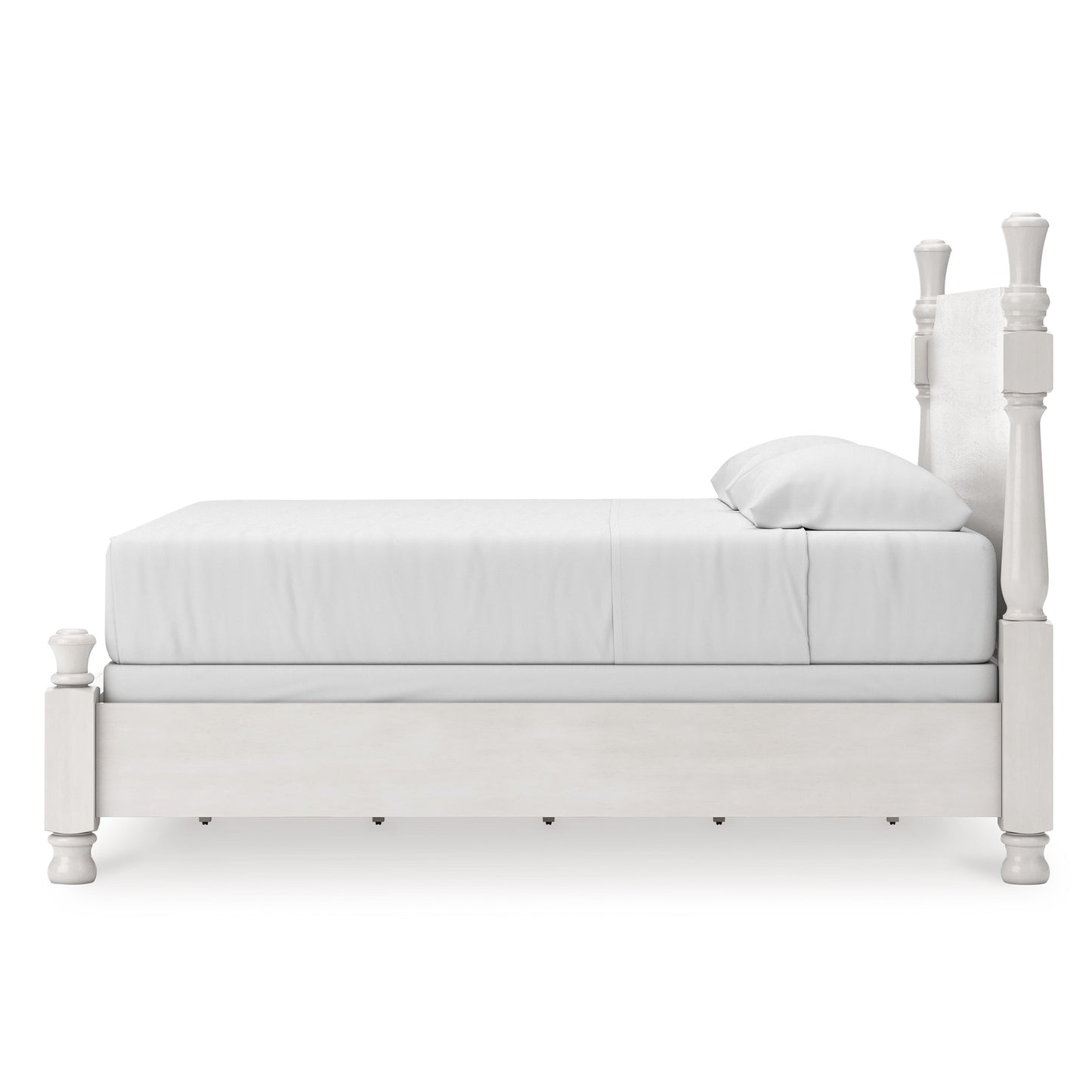 Chadworth King Poster Bed