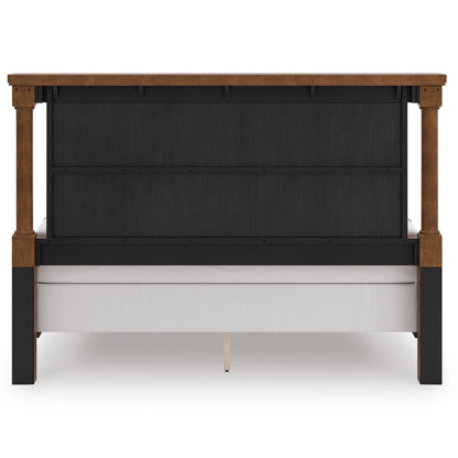 Chadworth King Poster Bed