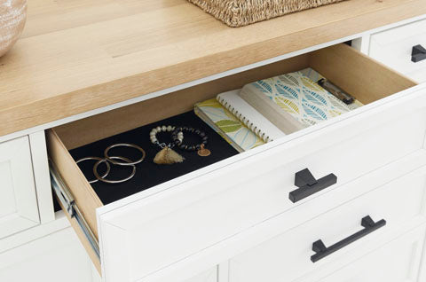 Ashbryn Bedroom set