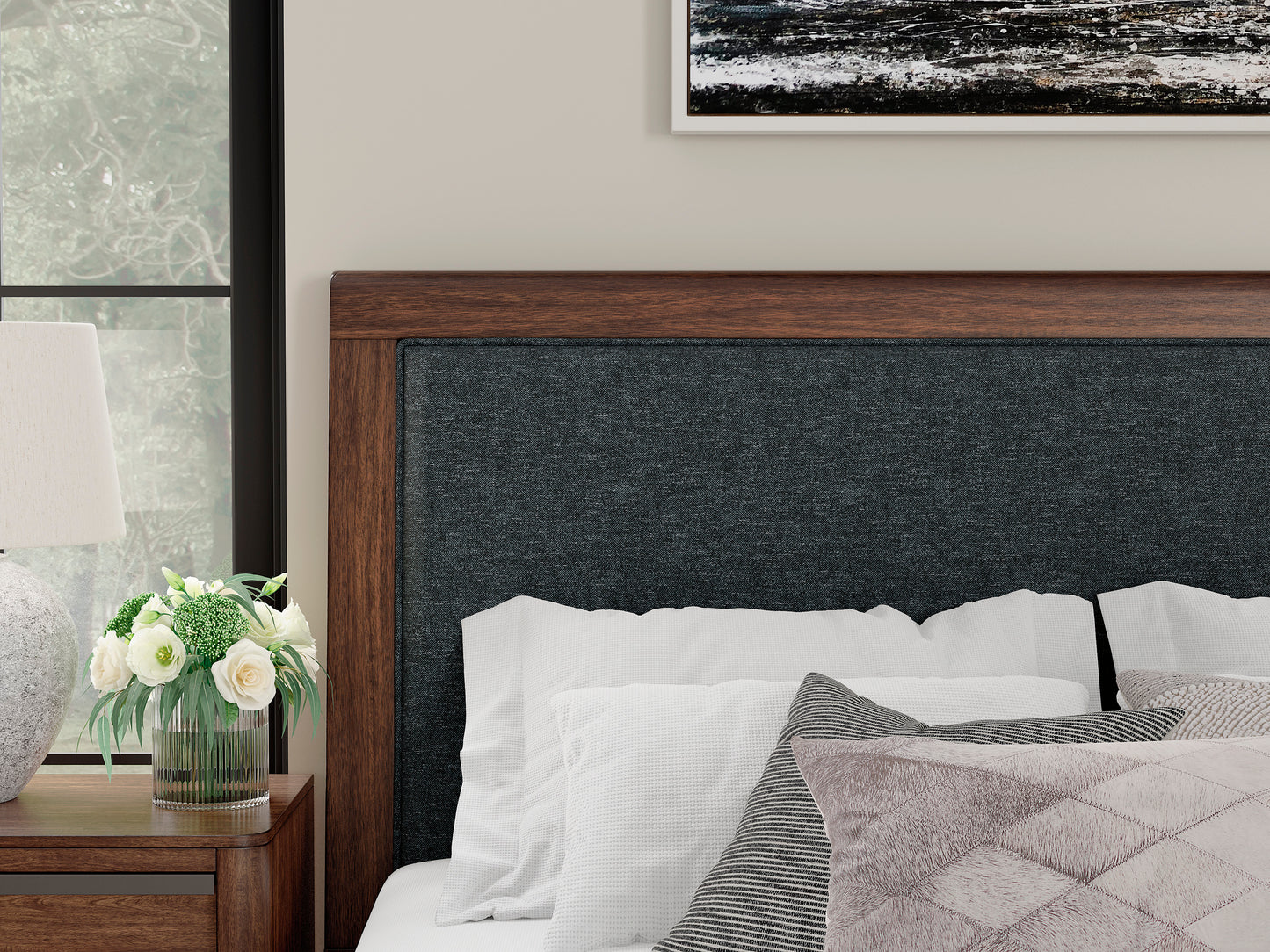 Kendamor King Upholstered Panel Bed