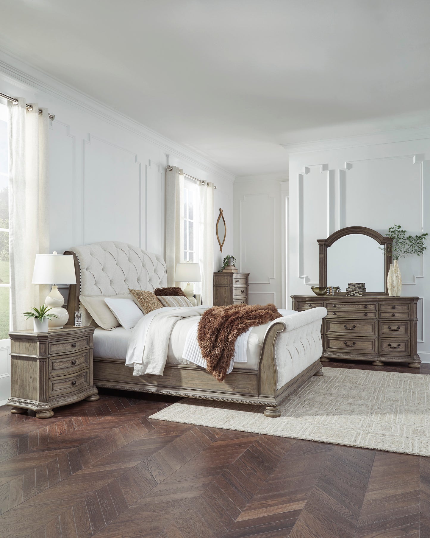 Ardenfield King Upholstered Sleigh Bed