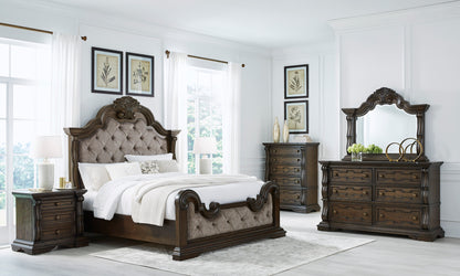 Maylee KING UPHOLSTERED BED