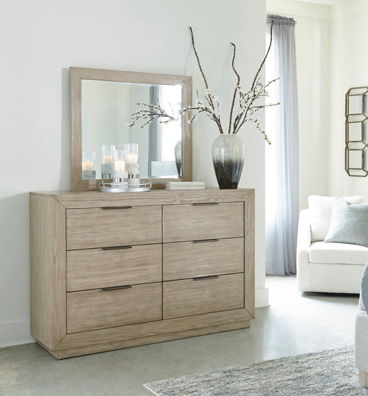 Hennington Dresser