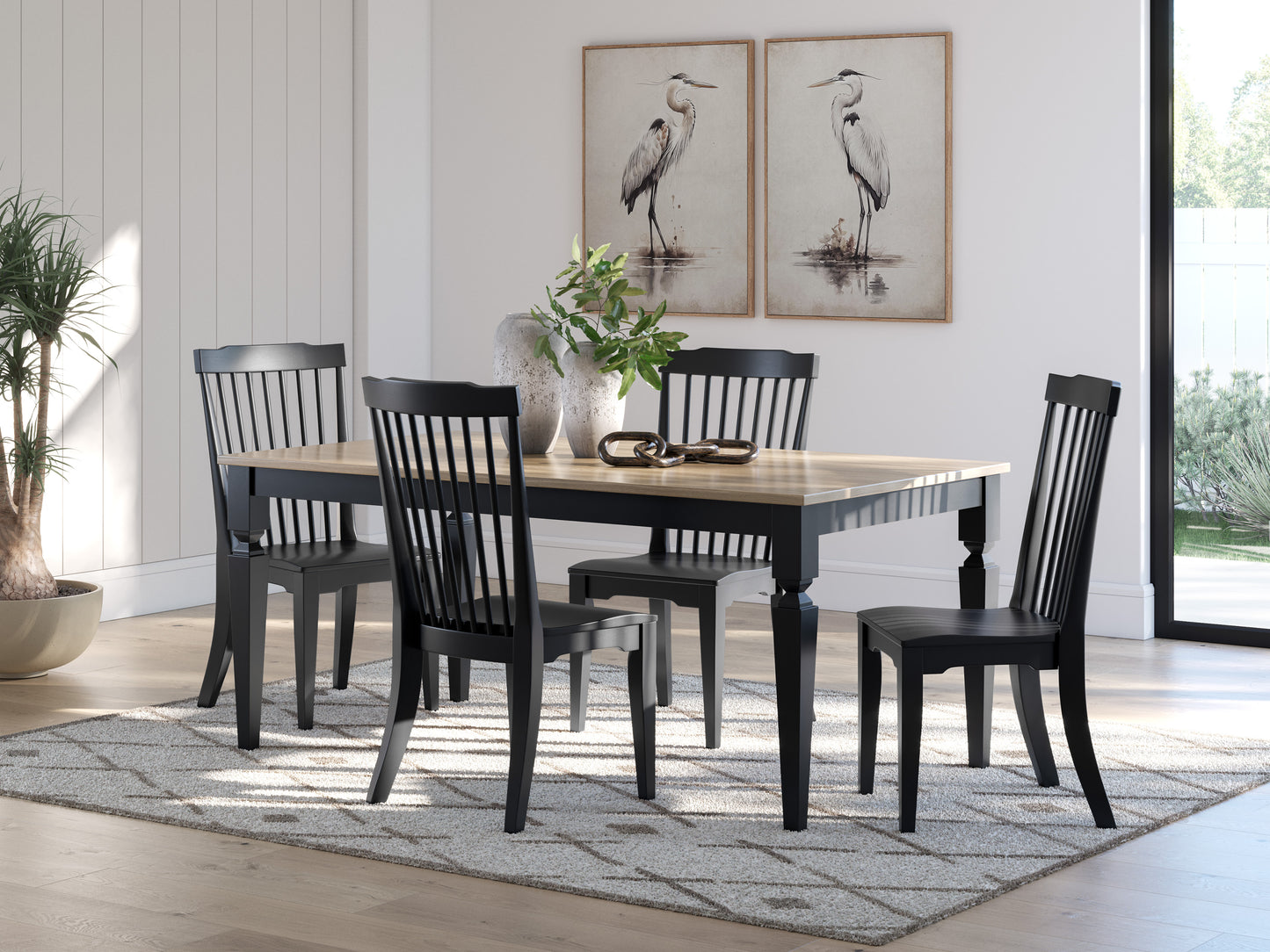 Plazaton Dining Table
